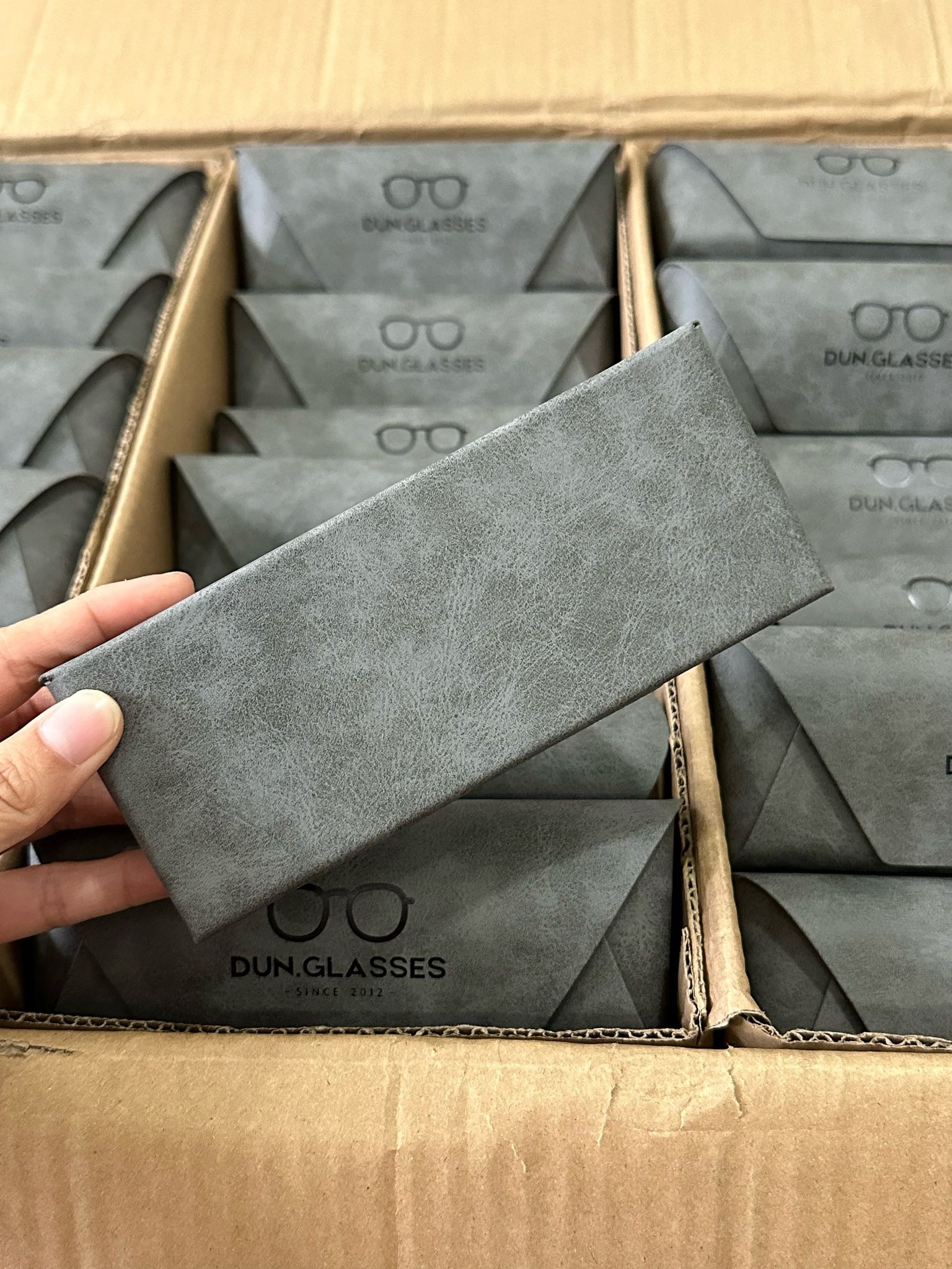  Hộp kính DUN H30 
