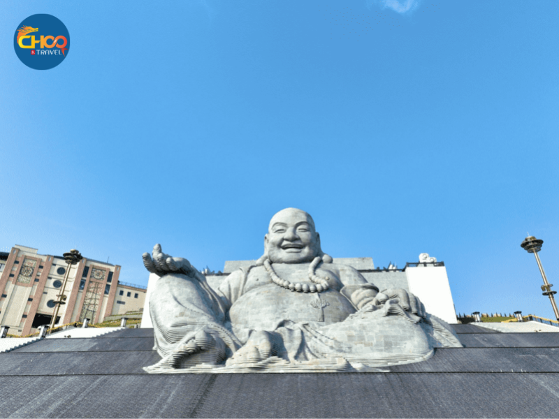 EXPLORE CU CHI TUNNELS - CAO DAI TEMPLE & BA DEN MOUNTAIN with OPTIONAL