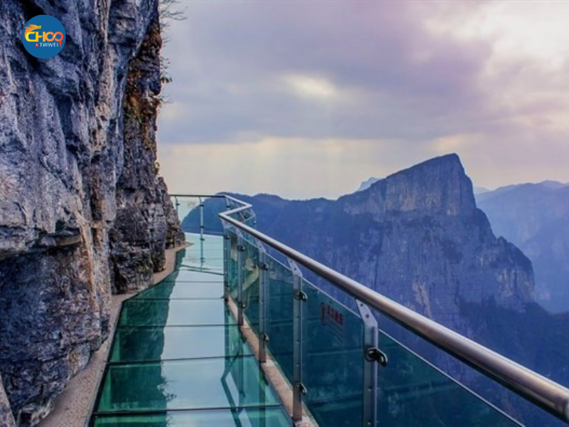 PHƯỢNG HOÀNG CỔ TRẤN - MIÊU TRẠI - THIÊN MÔN SƠN