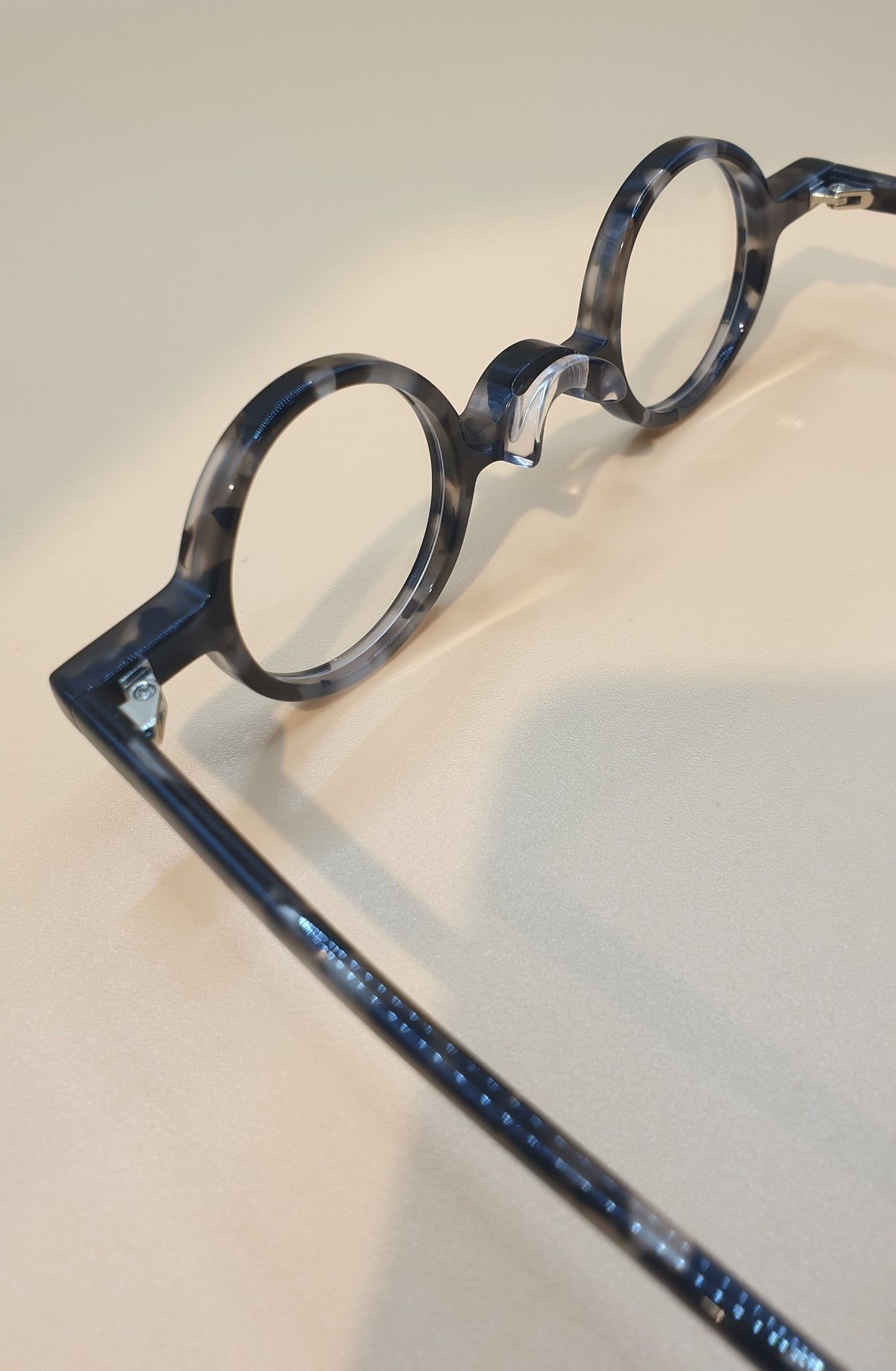  KBT 98201 mini round acetate 