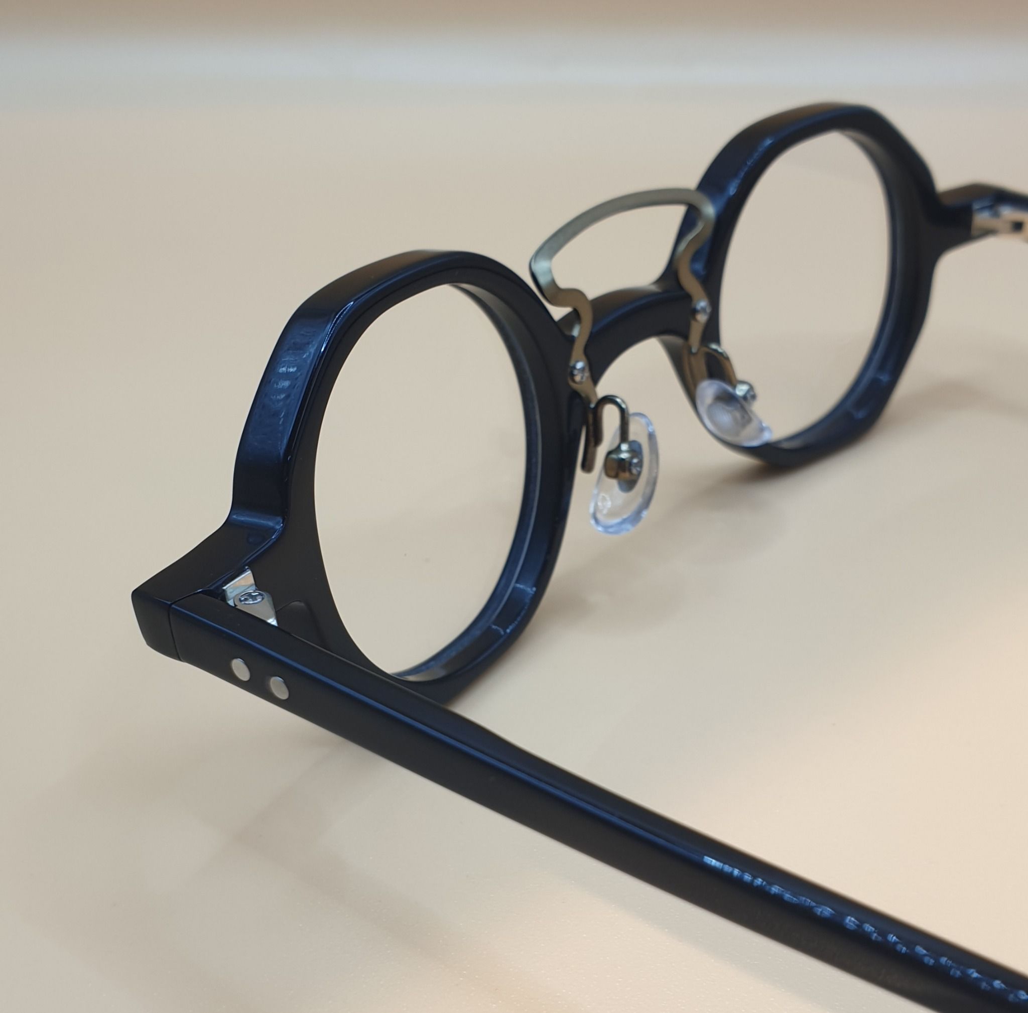  KBT 98035 #Gọng acetate mini  tròn ( round) eyeglasses 