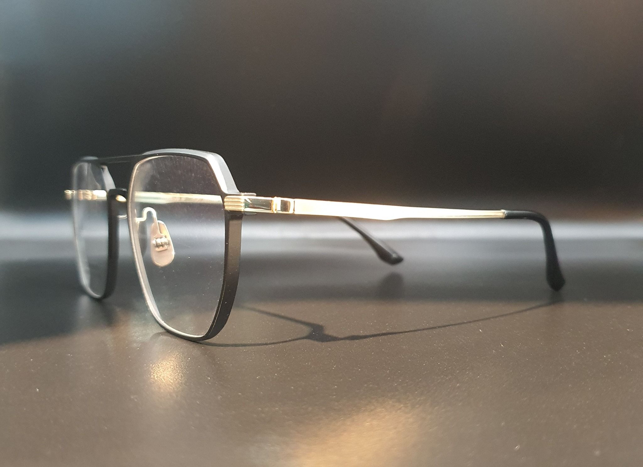  Gọng Nhôm Titanium + Aluminum  98T10 