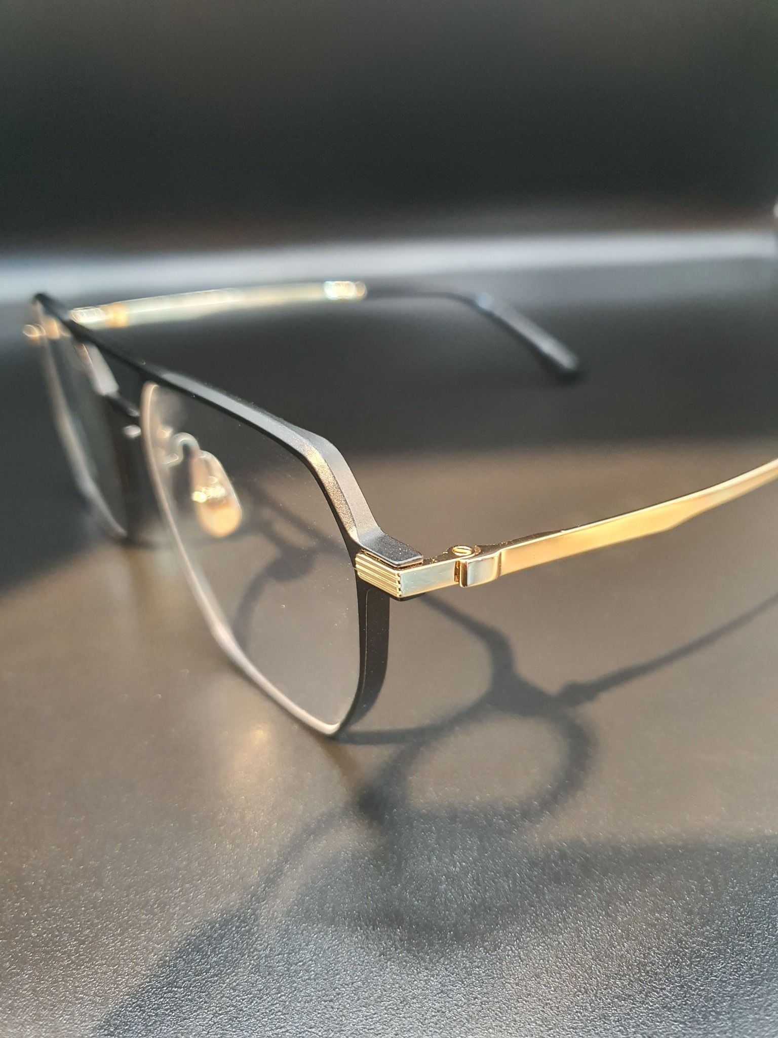  Gọng Nhôm Titanium + Aluminum  98T10 