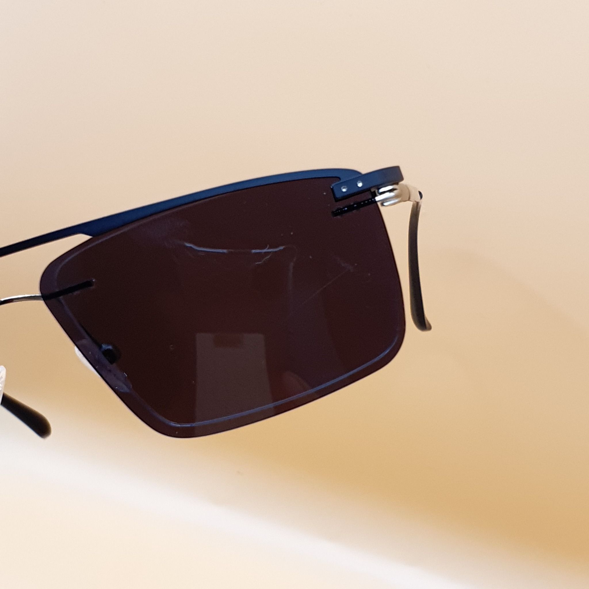  Gọng Khoan Ốc  Vuông square rimless Clipons Tus DC3069 