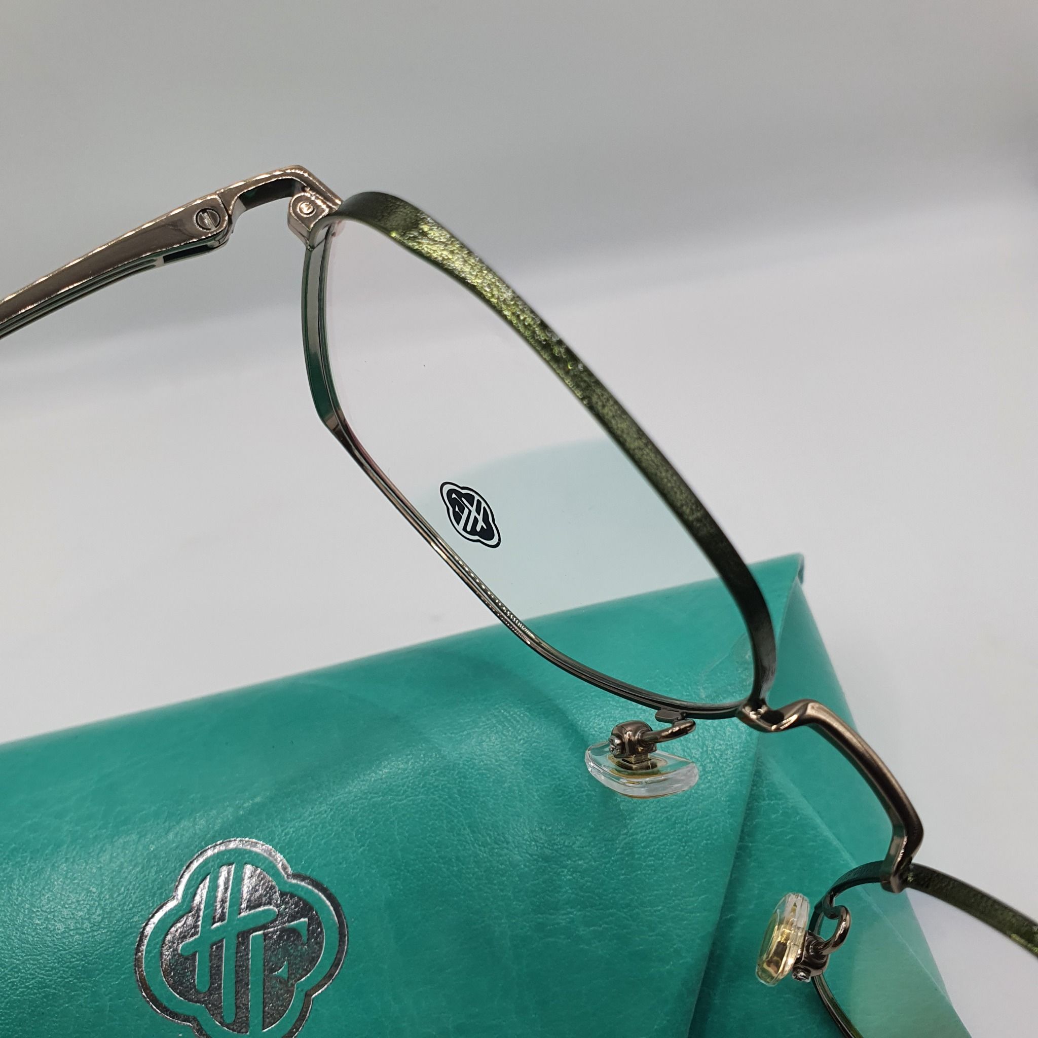  Gọng Xi Titanium L 1398 