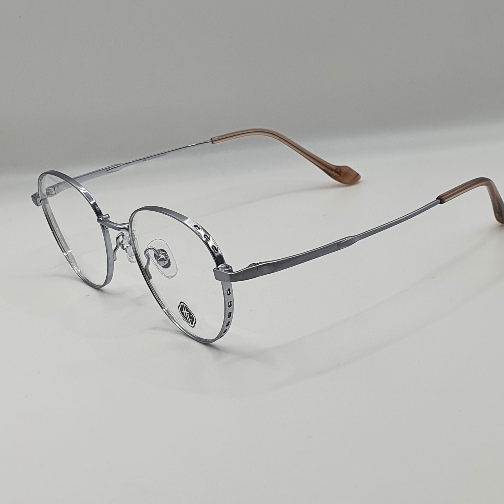  Gọng Xi Titanium L 1486 tròn lai ovan optical frame. 