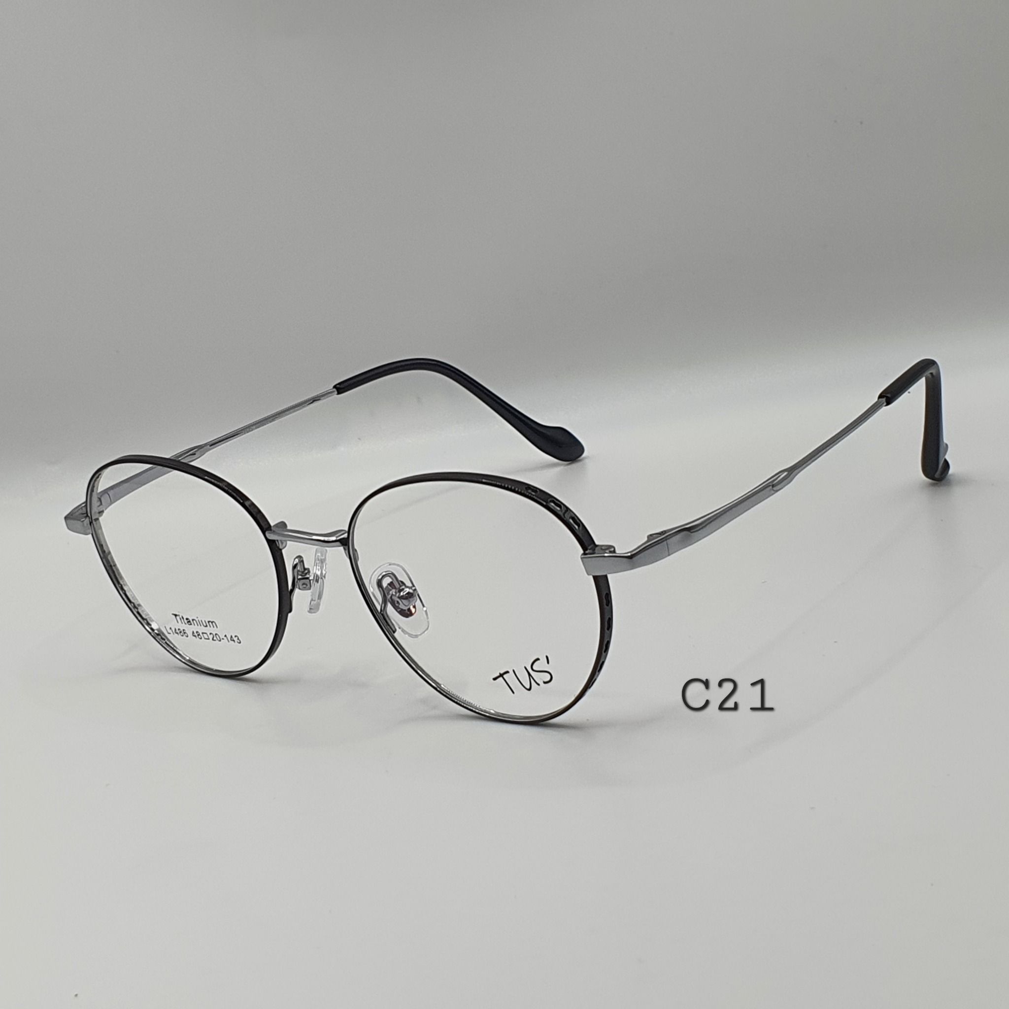  Gọng Xi Titanium L 1486 tròn lai ovan optical frame. 