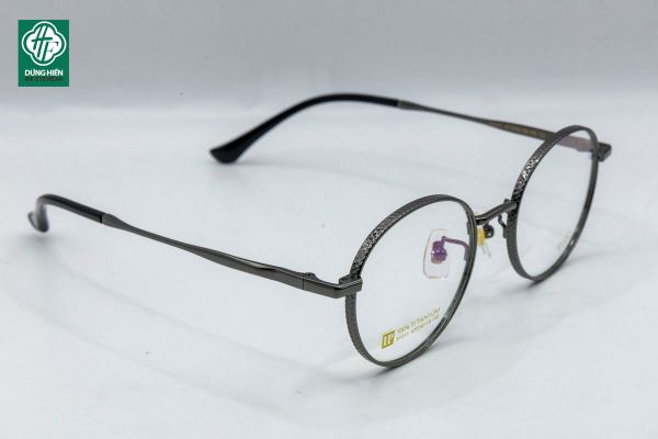  61011 Gọng xi titanium 100%, dáng tròn ( round shape) 