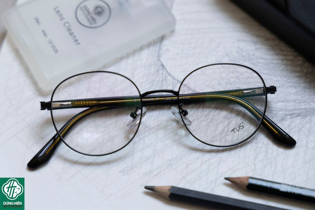  620 # Gọng hợp kim -IP Stainless steel eyeglasses (  tròn - round shape) 