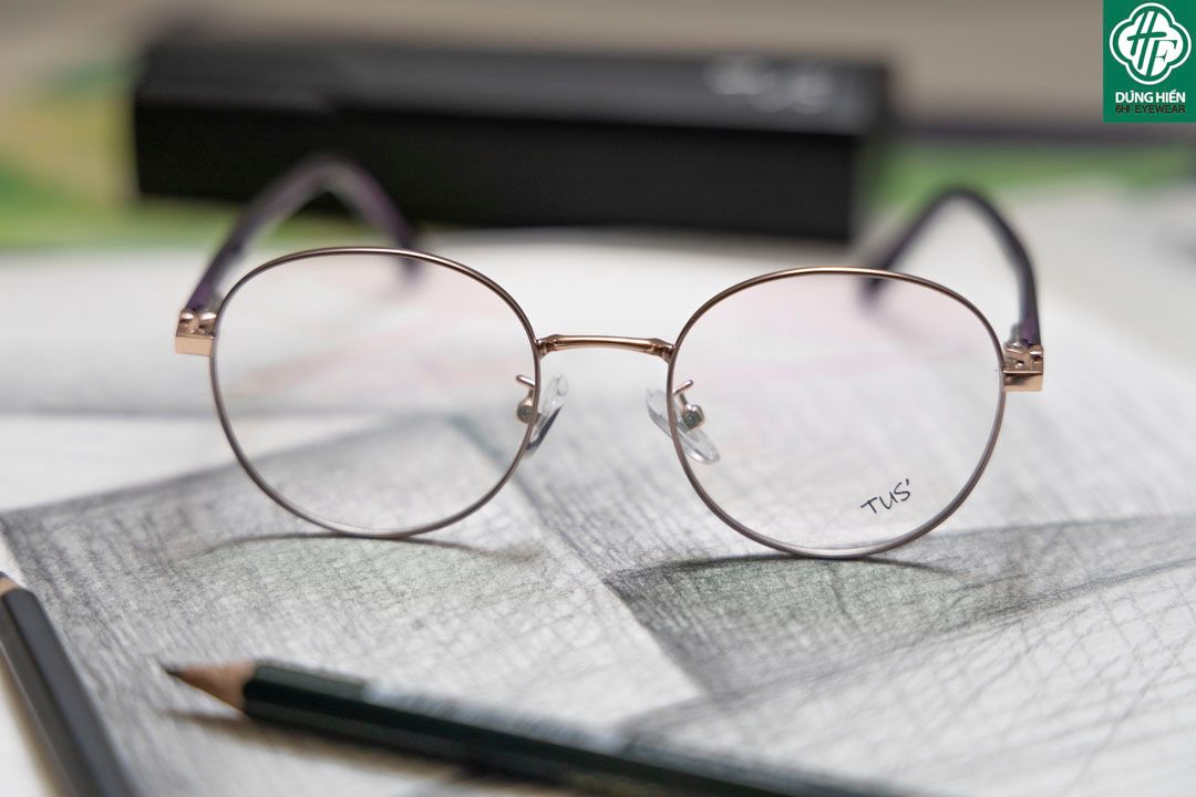  620 # Gọng hợp kim -IP Stainless steel eyeglasses (  tròn - round shape) 