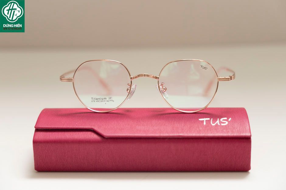  679 # Gọng hợp kim hạn chế rỉ - stainless steel eyeglasses ( mini) 