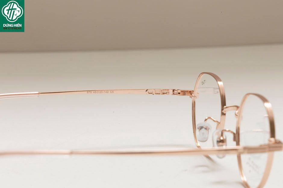  679 # Gọng hợp kim hạn chế rỉ - stainless steel eyeglasses ( mini) 