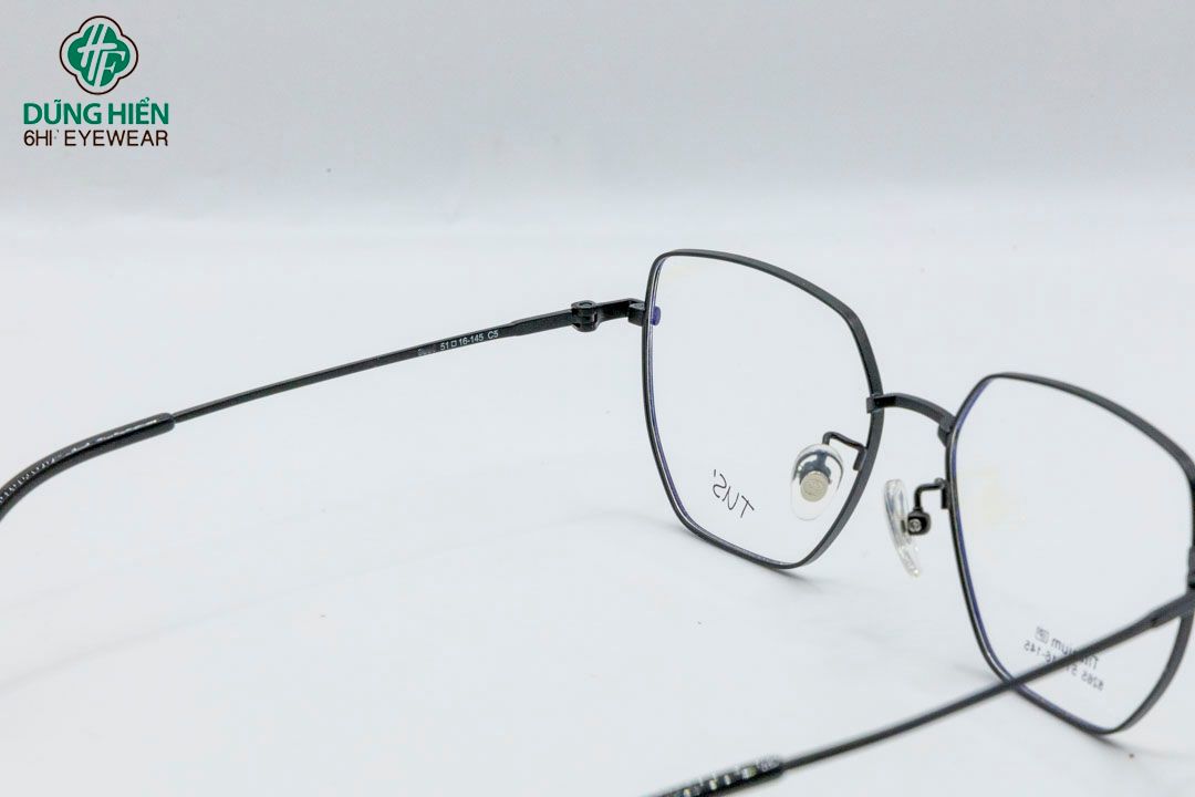  Gọng xi 50% titanium 8265 