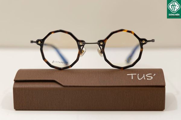  HP 2021307 # Gọng TUS'   β- Titanium + Acetate : Độ Lạ - Unique Mini 