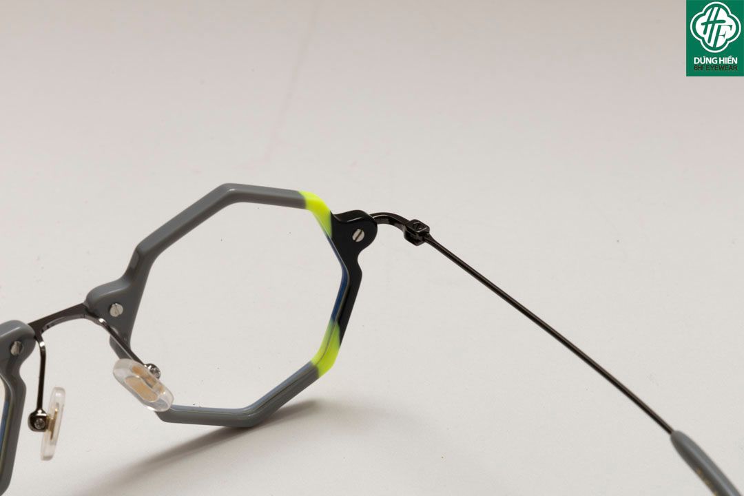  HP 2021308 # Gọng TUS'   β- Titanium + Acetate: Độ Lạ - Unique Mini 