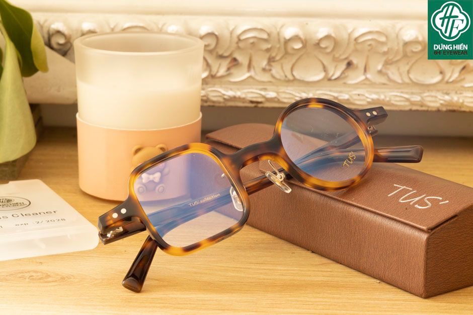  HP 226 #   Gọng TUS'   Acetate Eyewear:  Độ Lạ - Unique Mini 