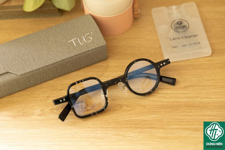  HP 226 #   Gọng TUS'   Acetate Eyewear:  Độ Lạ - Unique Mini 