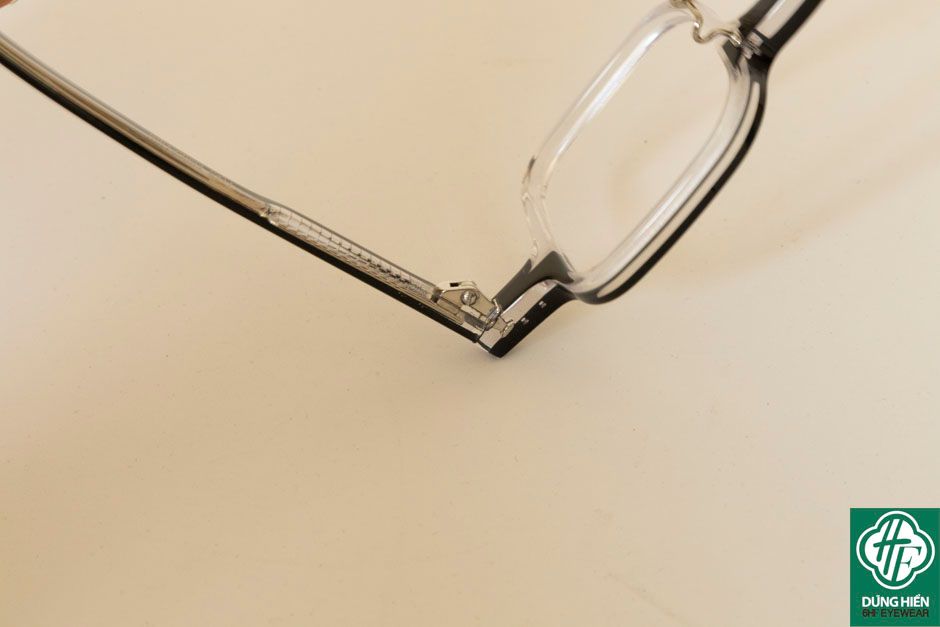  HP 226 #   Gọng TUS'   Acetate Eyewear:  Độ Lạ - Unique Mini 