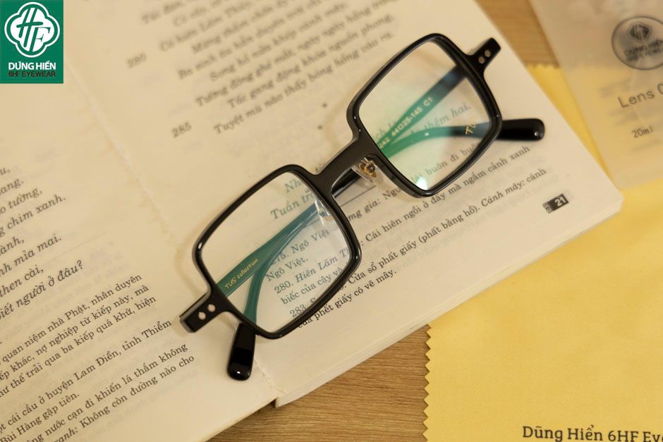  HP 242  # Gọng TUS'   Acetate Eyewear:  Độ Lạ - Unique Mini 