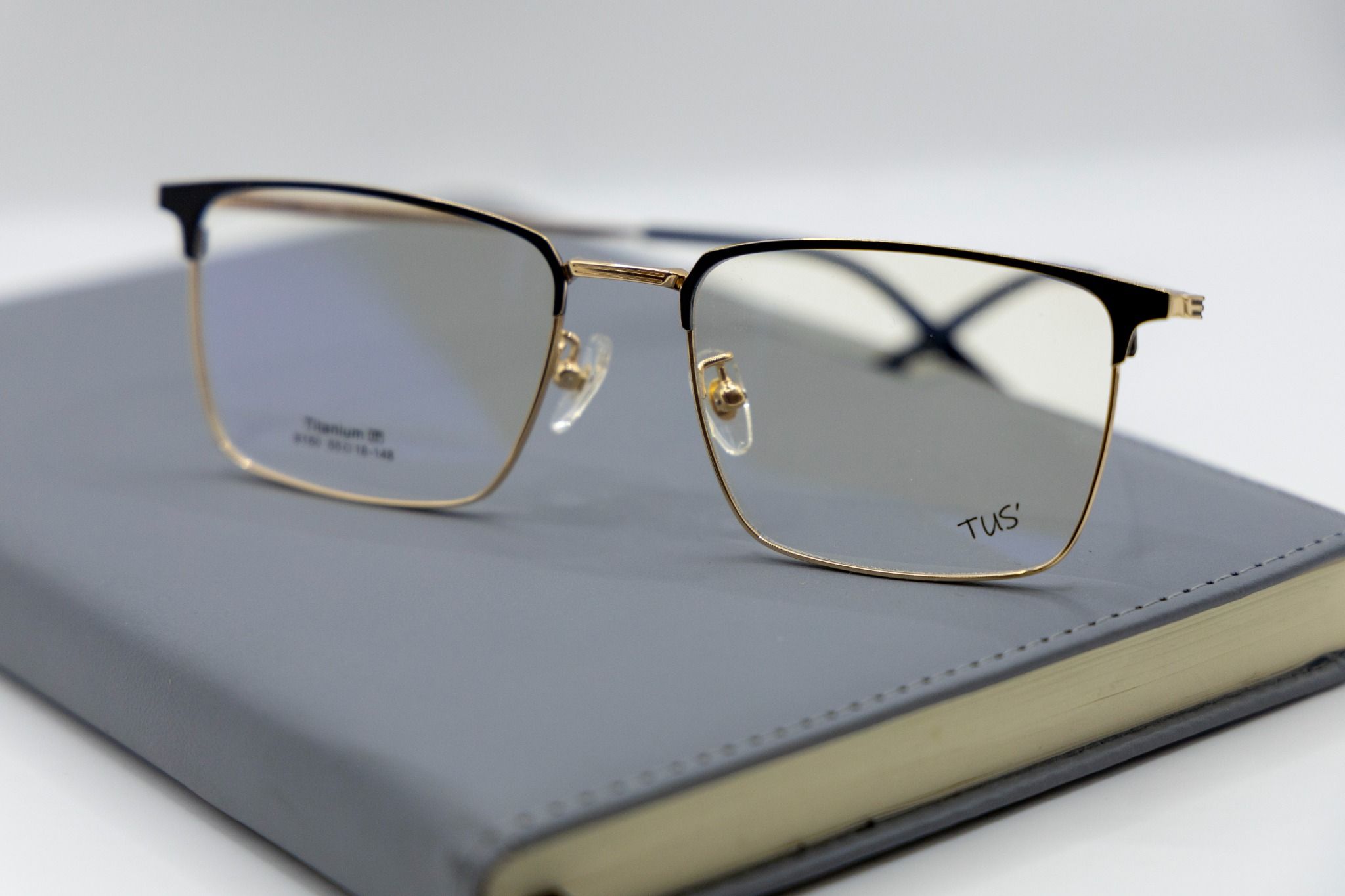  8150 # Gọng Nam Male 50%Titanium Frames 