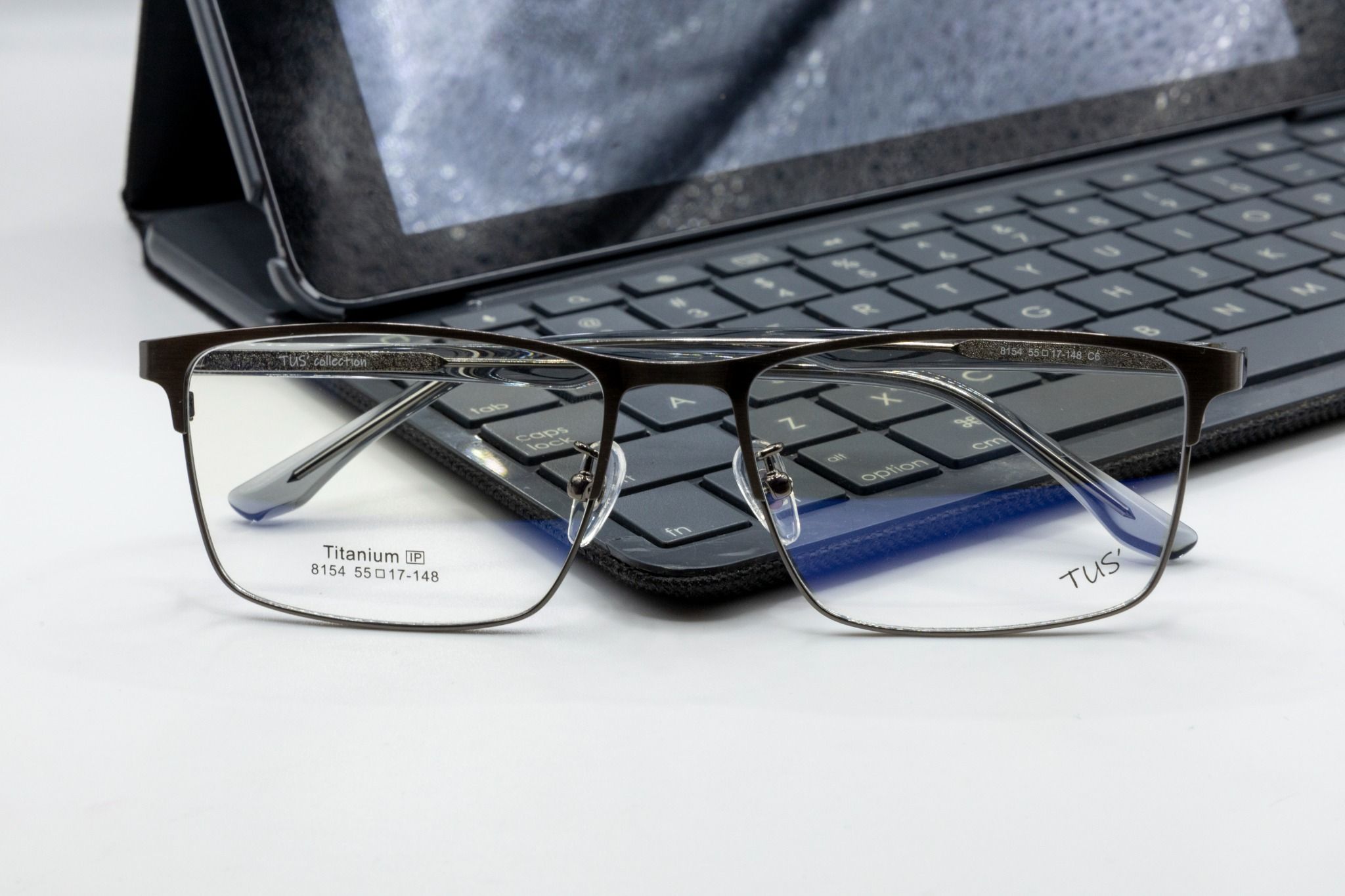  8154 # Gọng Nam Male 50%Titanium Frames 