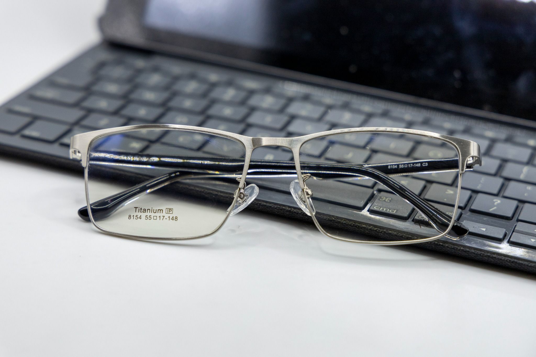  8154 # Gọng Nam Male 50%Titanium Frames 