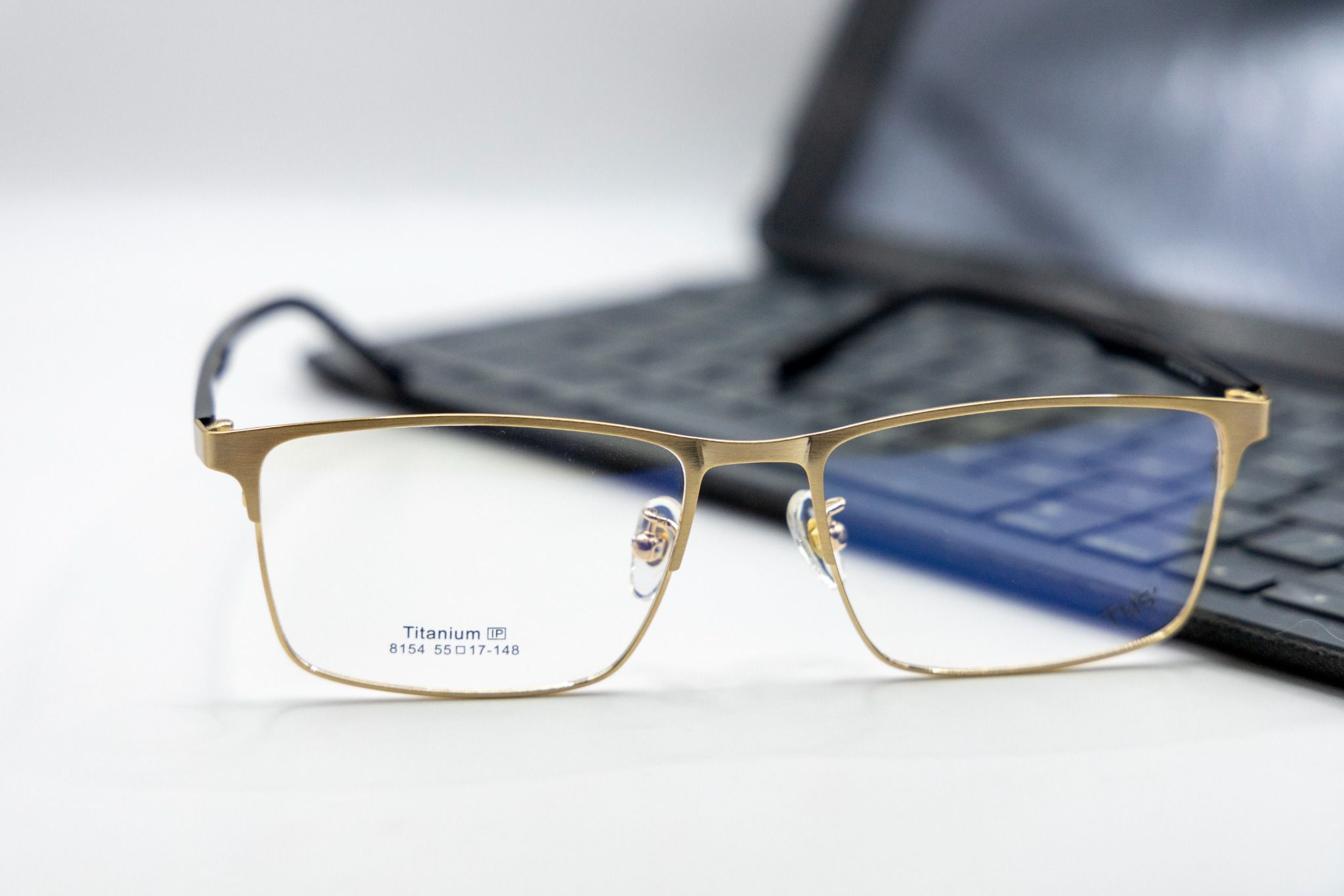  8154 # Gọng Nam Male 50%Titanium Frames 