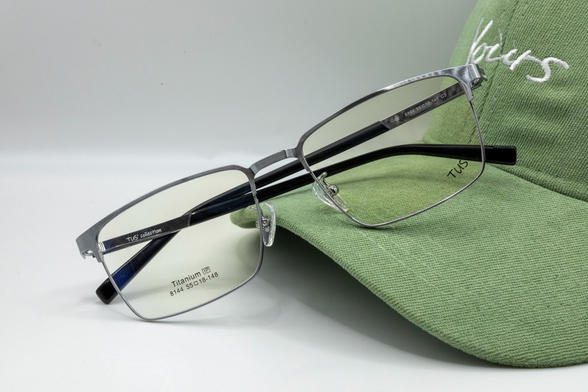  8144 # Gọng Nam Male 50%Titanium Frames 