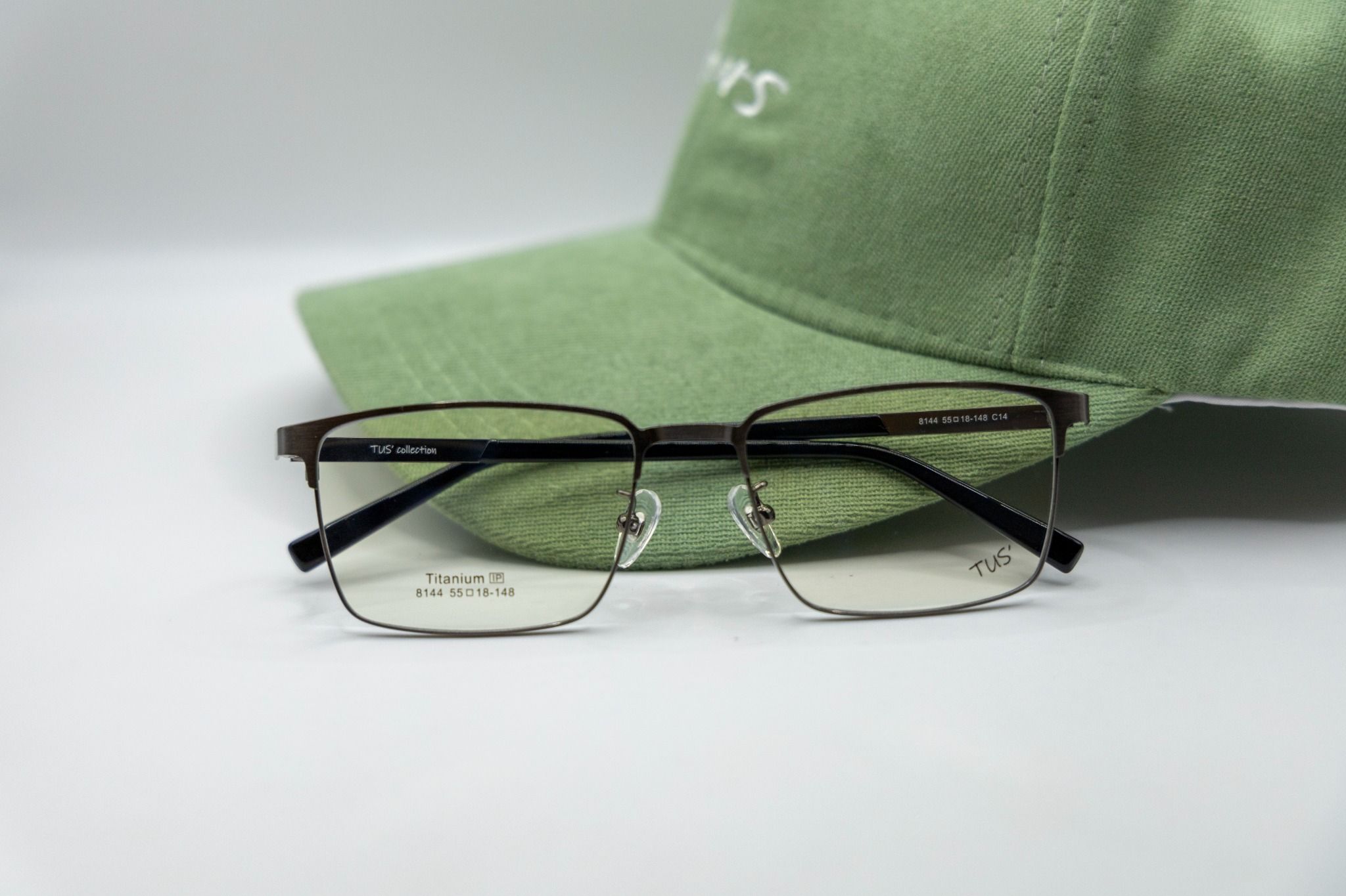  8144 # Gọng Nam Male 50%Titanium Frames 