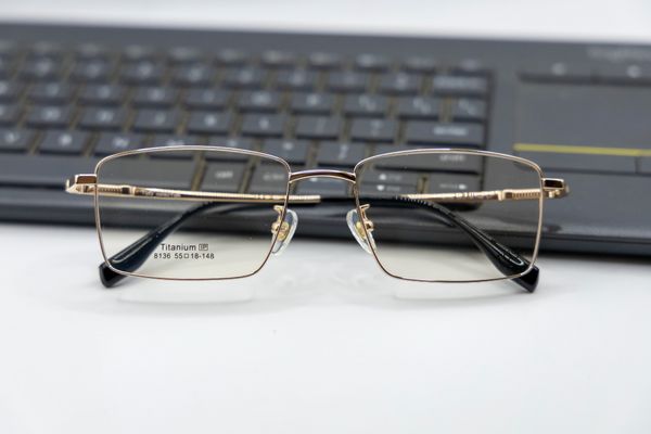  8136 #Gọng Titanium  50% Titanium Frame 