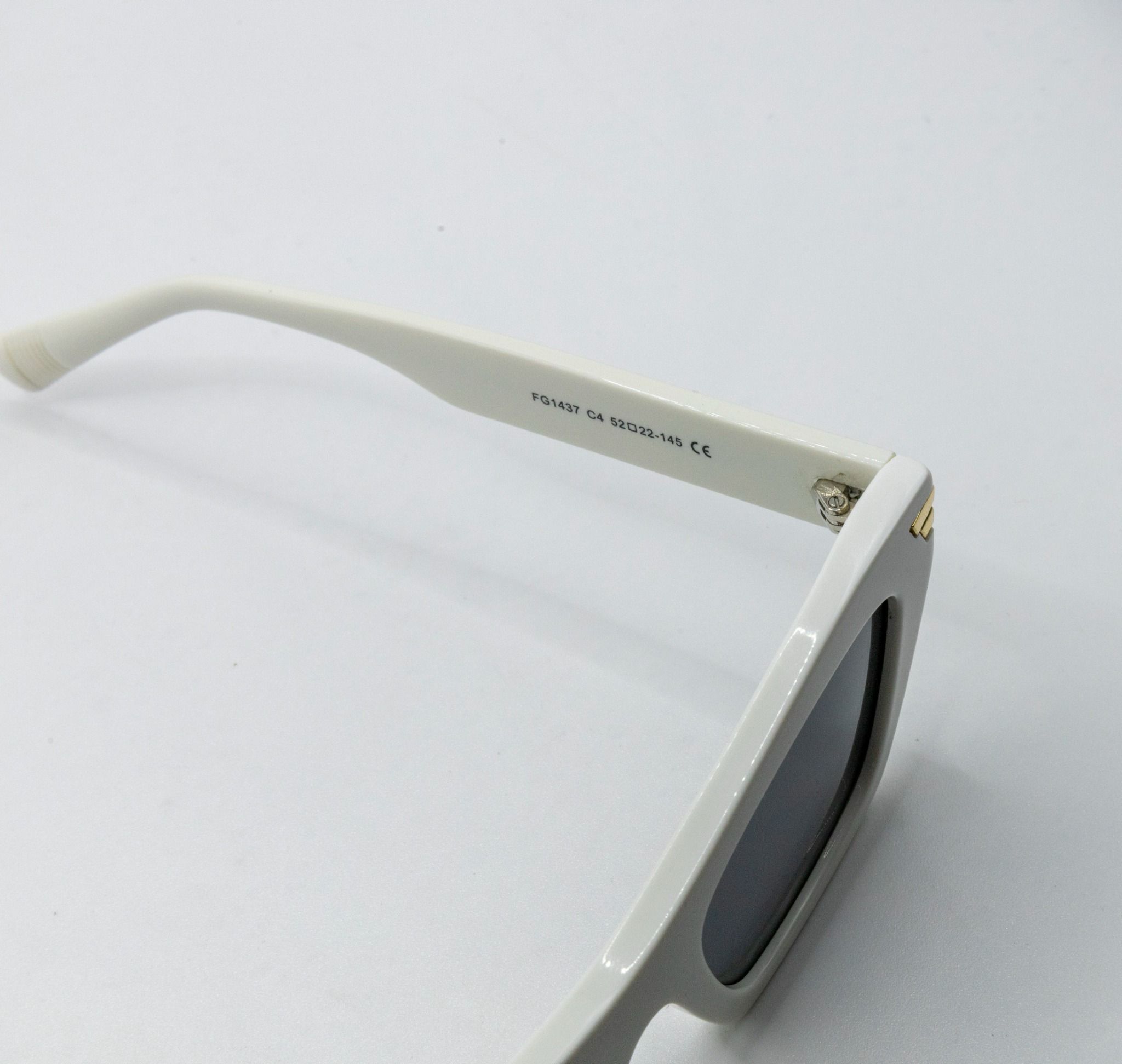  FG 1437  Kính mát phân cực  Polarized Sunglasses -acetate frame 