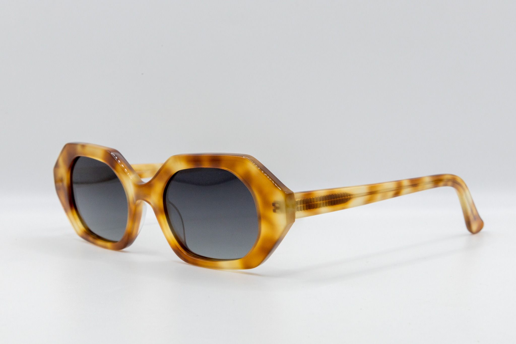  MB 1039 #  Kính mát phân cực polarized Sunglasses 