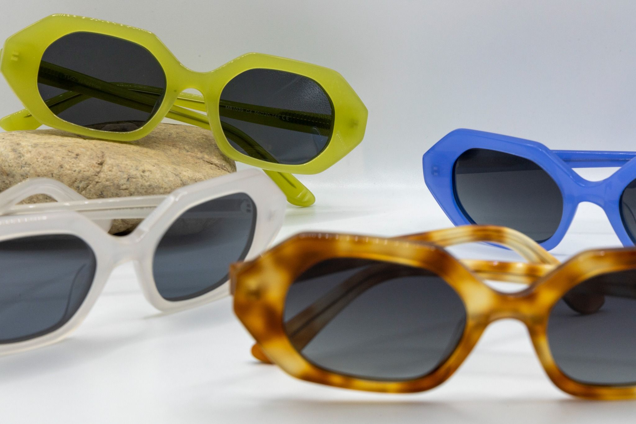  MB 1039 #  Kính mát phân cực polarized Sunglasses 