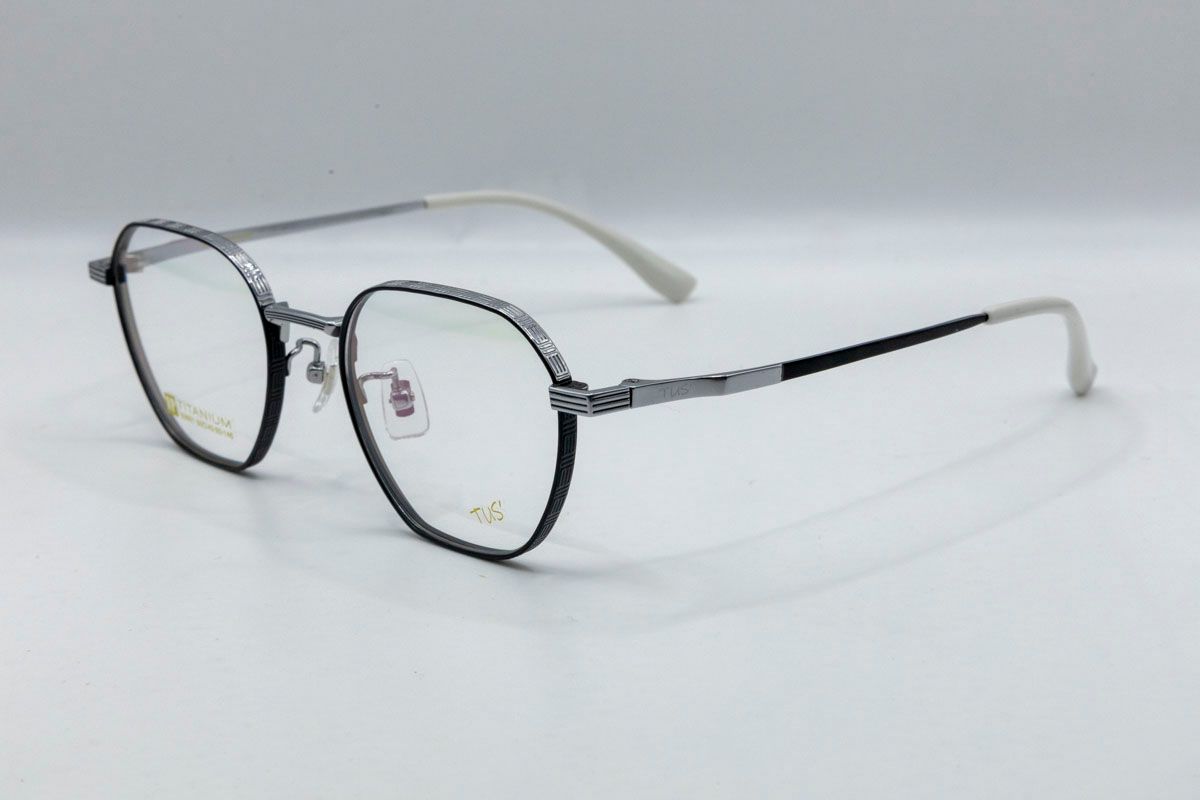  53001 Gọng xi Titanium 100% 