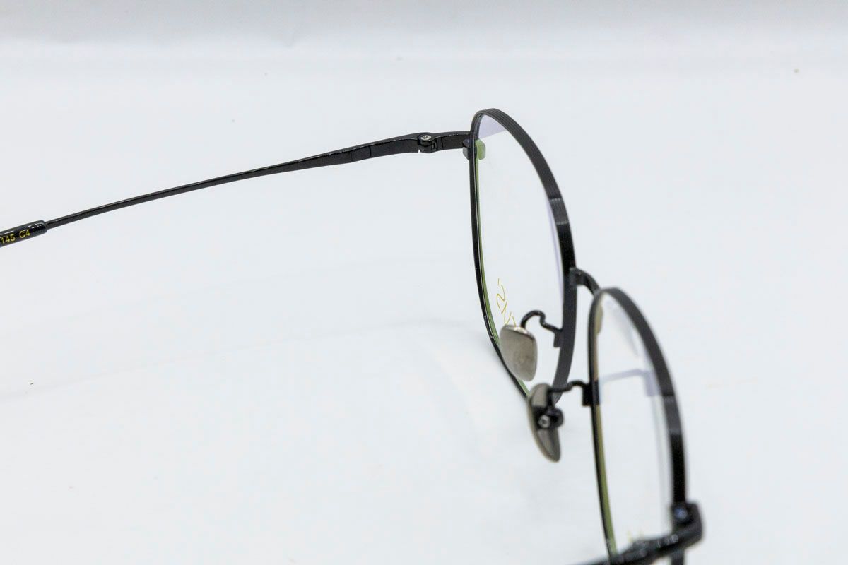  L 15093 Gọng xi 70% titanium dáng vuông ( square shape) 