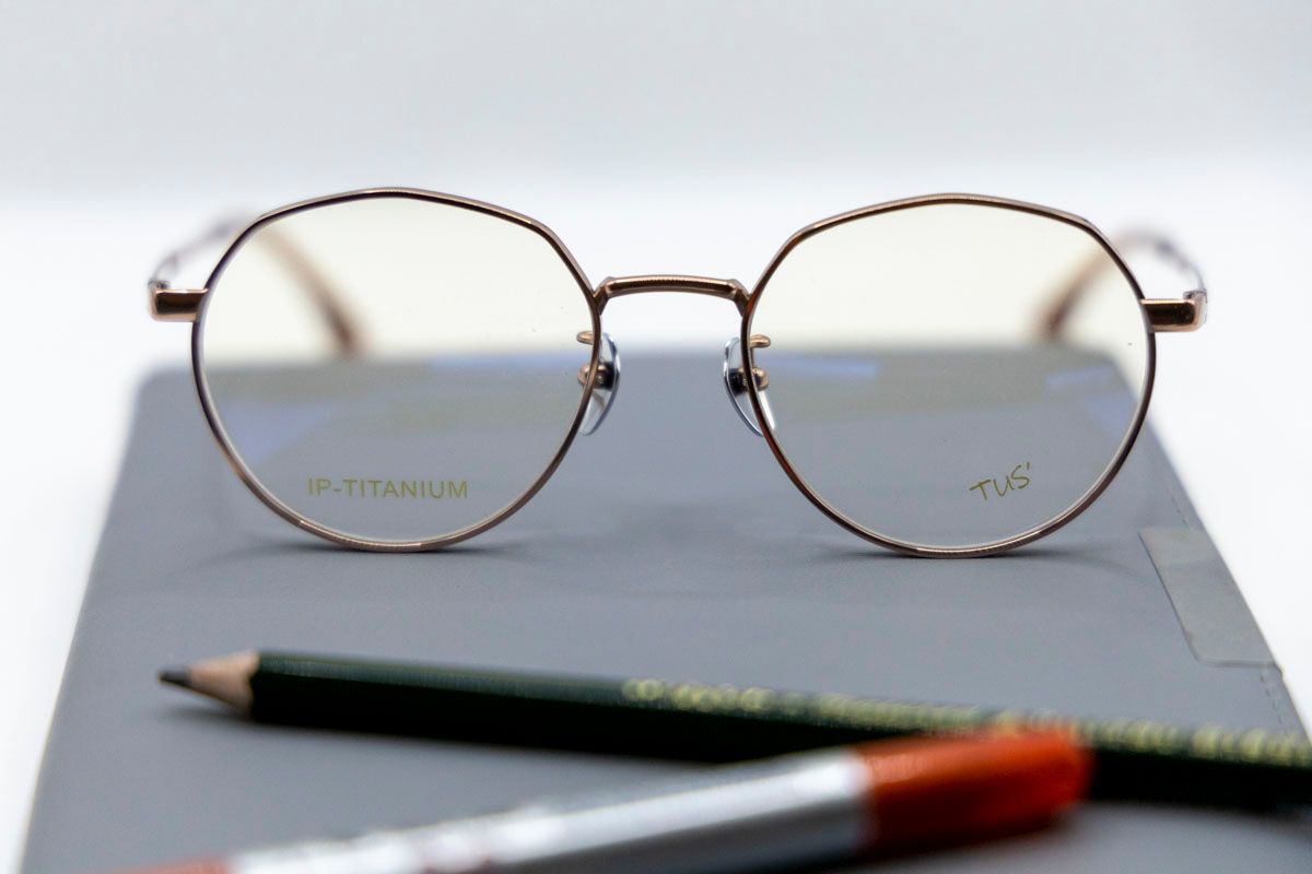  FE 8111 # Gọng 100% Titanium 