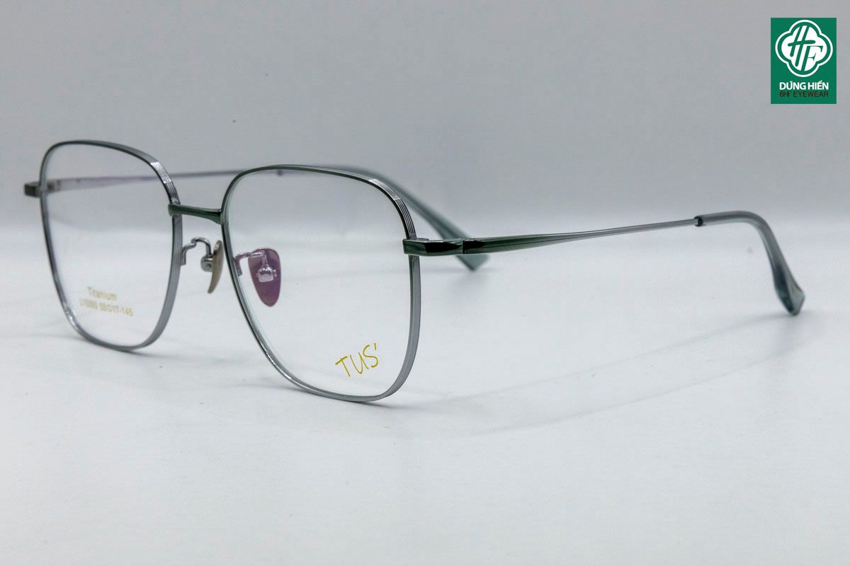  L 15093 Gọng xi 70% titanium dáng vuông ( square shape) 