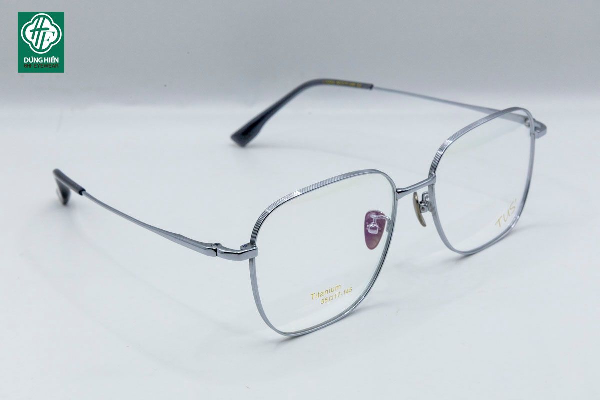  L 15093 Gọng xi 70% titanium dáng vuông ( square shape) 