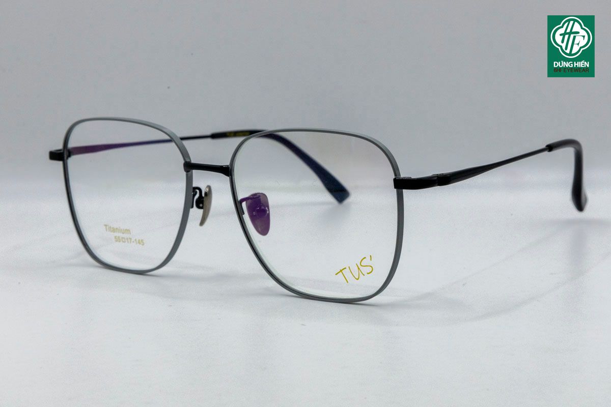  L 15093 Gọng xi 70% titanium dáng vuông ( square shape) 