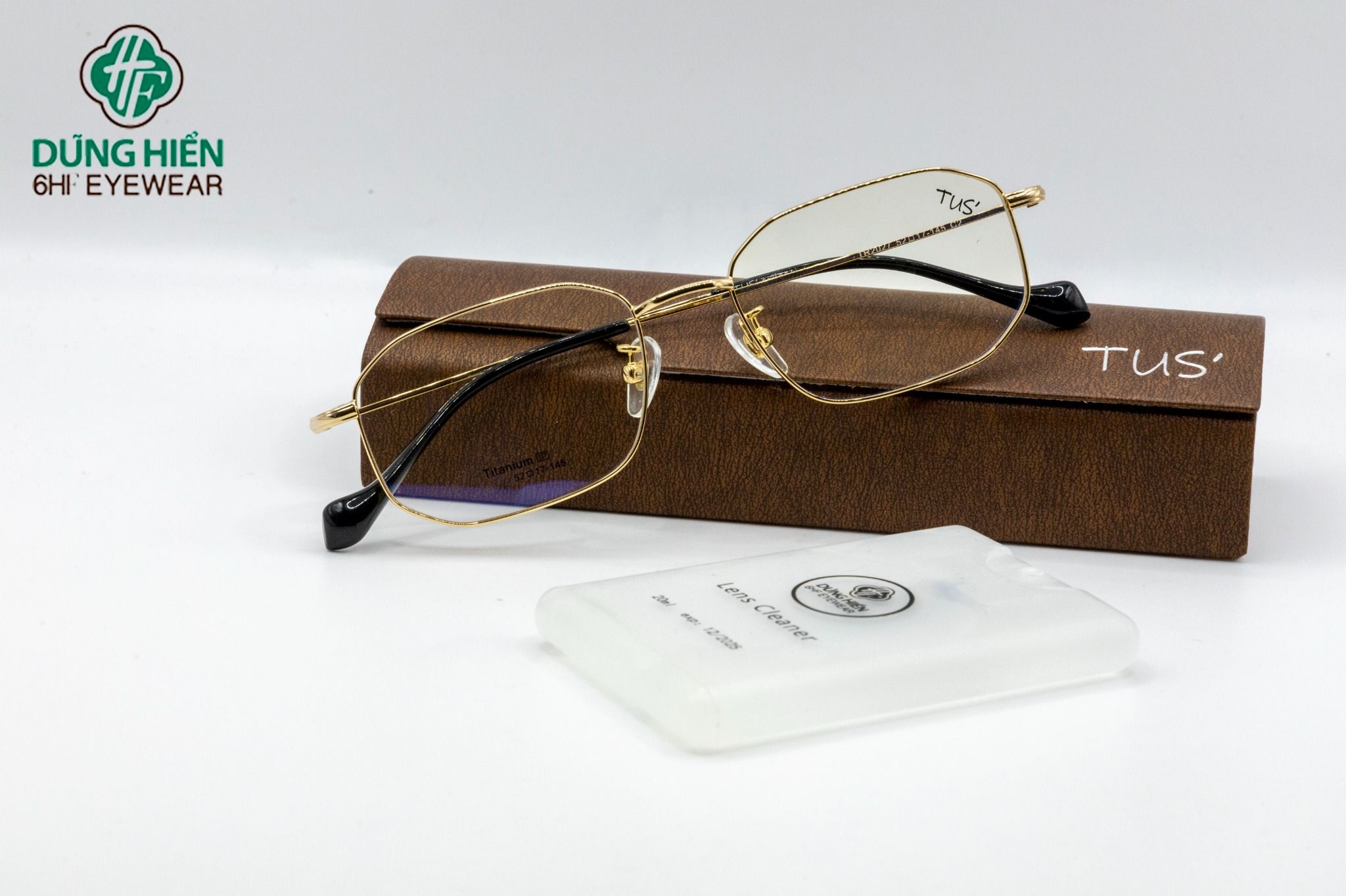  Gọng xi B titanium TR 2027 hình chữ nhật 