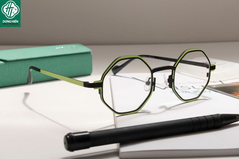  Vivid 23216 #TUS' Gọng hợp kim hạn chế  rỉ sét - stainless steel  Eyeglasses ( độ lạ - unique) mini 