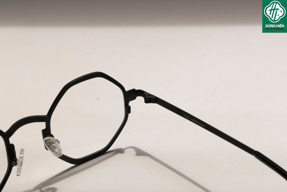  Vivid 23216 #TUS' Gọng hợp kim hạn chế  rỉ sét - stainless steel  Eyeglasses ( độ lạ - unique) mini 