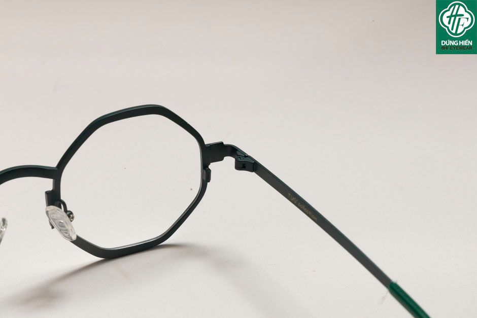  Vivid 23216 #TUS' Gọng hợp kim hạn chế  rỉ sét - stainless steel  Eyeglasses ( độ lạ - unique) mini 
