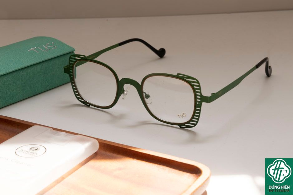  Vivid- 23218 #TUS' Gọng hợp kim hạn chế  rỉ sét - stainless steel  Eyeglasses ( độ lạ - unique) 