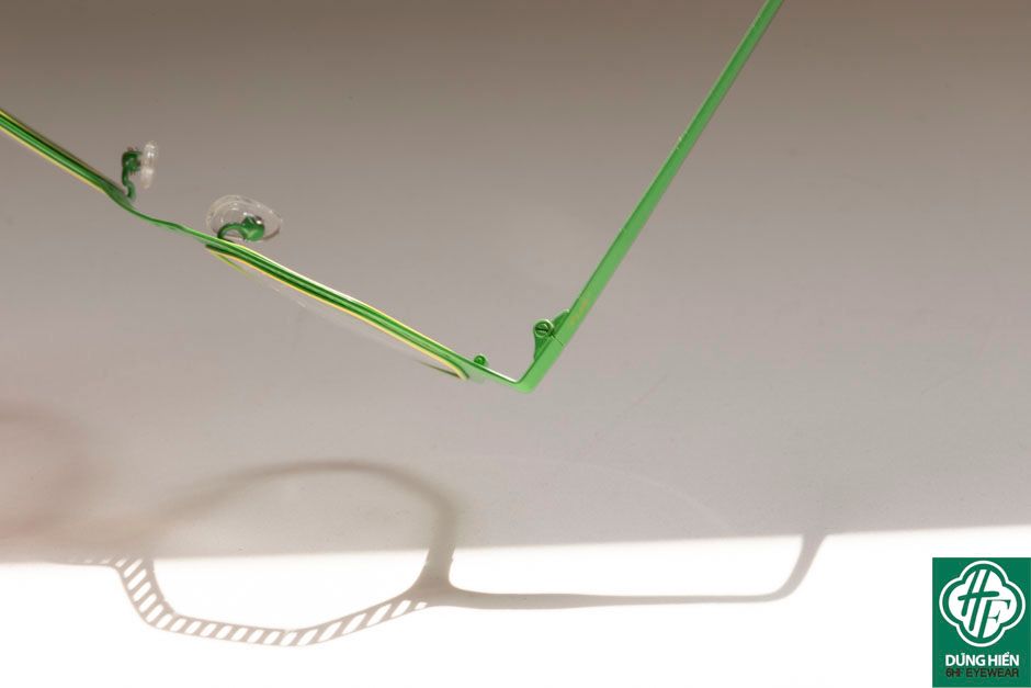  Vivid- 23220 #TUS' Gọng hợp kim hạn chế  rỉ sét - stainless steel  Eyeglasses ( độ lạ - unique) 