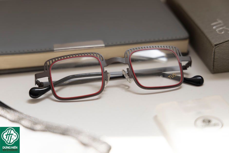  Vivid- 23223 #TUS' Gọng hợp kim hạn chế  rỉ sét - stainless steel  Eyeglasses ( độ lạ - unique) 