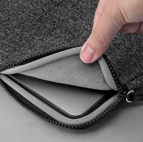  Túi LAUT INFLIGHT Protective Sleeve for MacBook 13-14 inches 