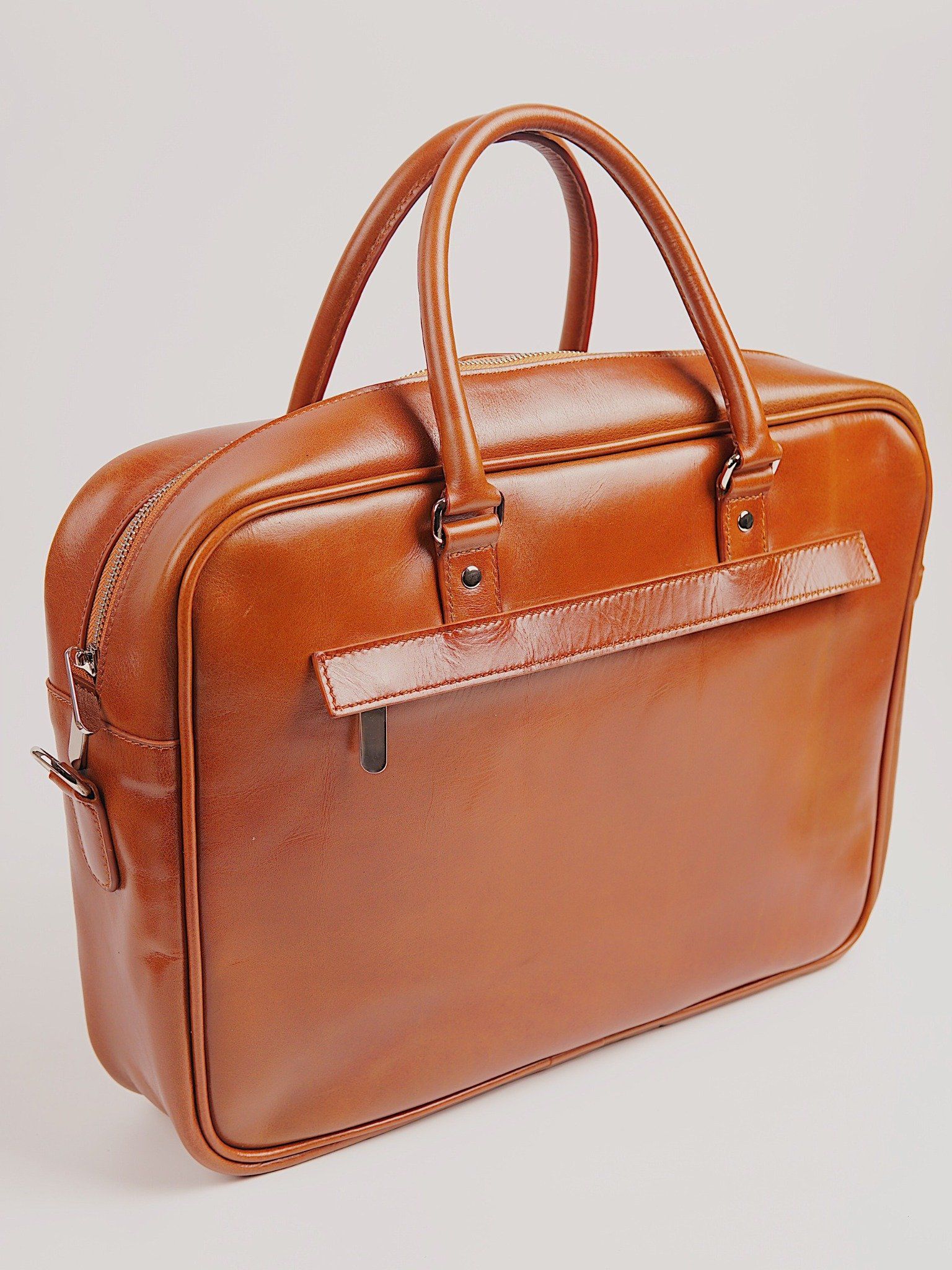 Toploader Business Trip