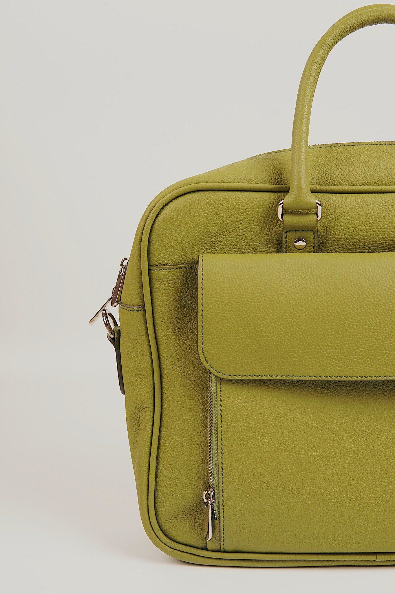 Toploader Business Trip