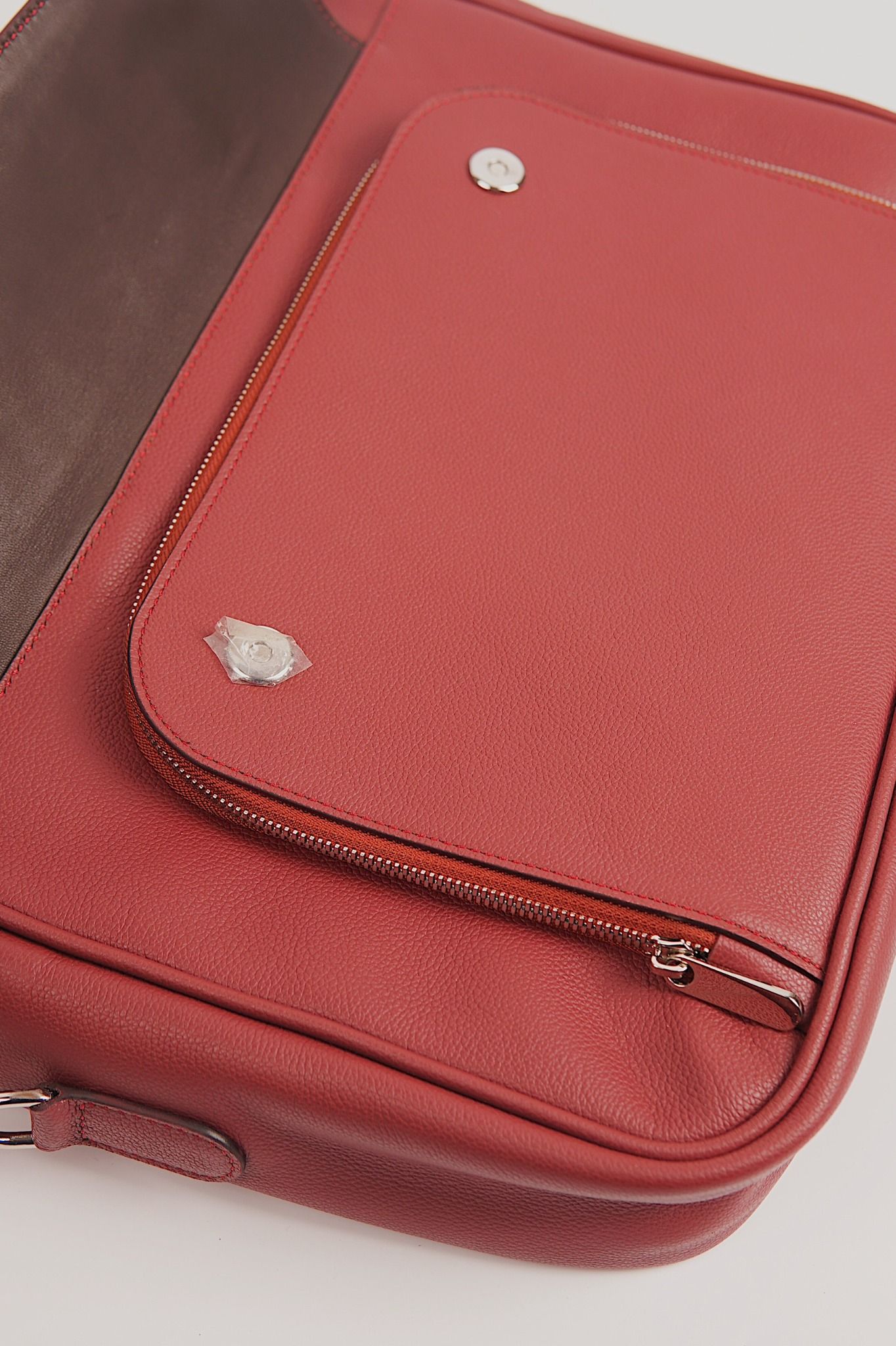 Toploader Business Trip